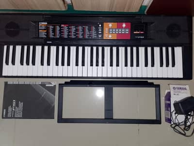 Yamaha PSR-F51 - Keyboard