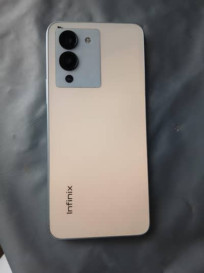I want to sell my phone Whatsapp number 03315155676