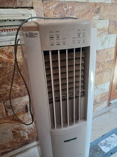 Geepas portable ac and cooler