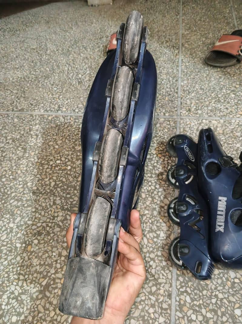 skates 0