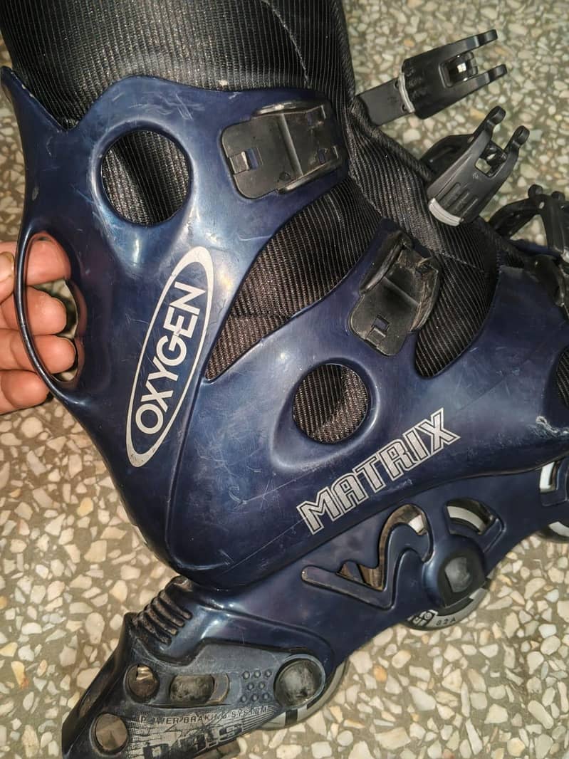 skates 1