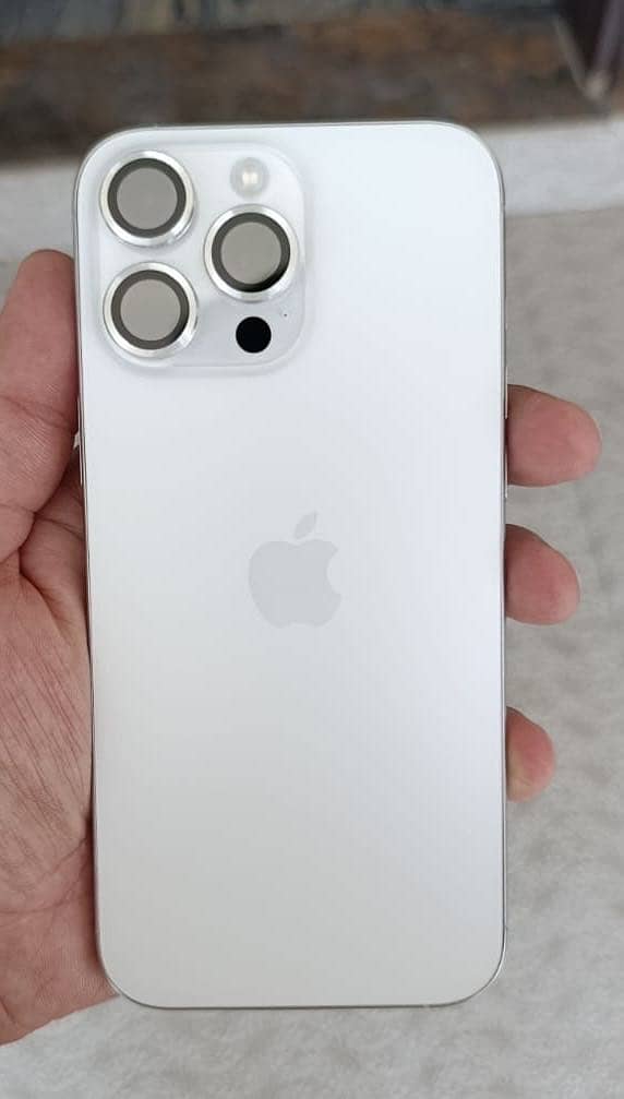 iPhone 16 Pro Max 0