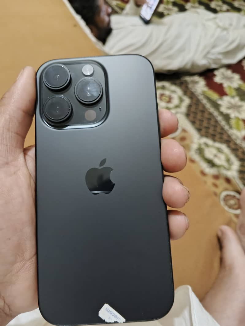 iPhone 16pro 3