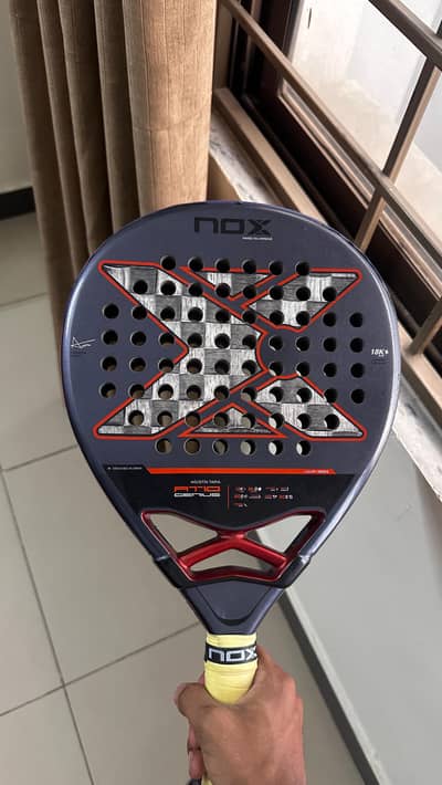 NOX AT10 genius 2025 18k Padel racket