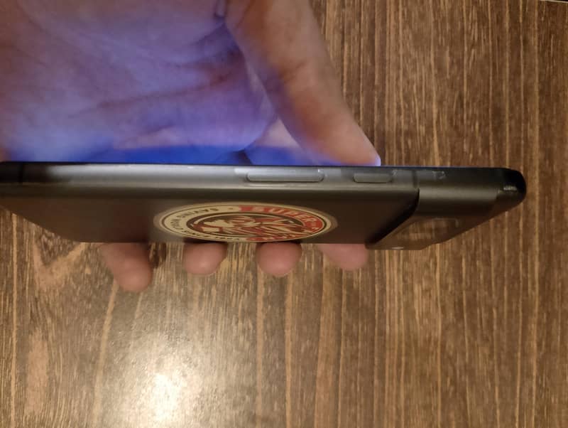 Google Pixel 8 5
