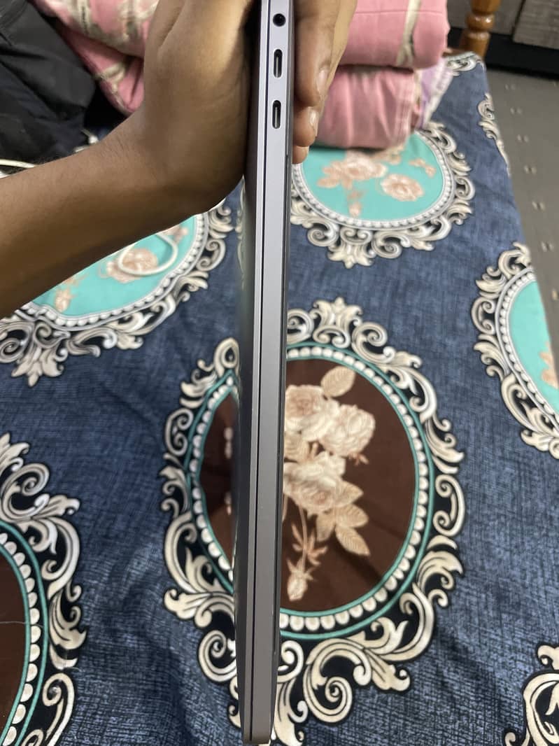 Macbook pro 2018 3