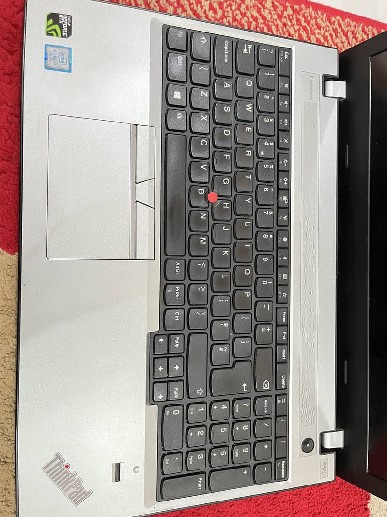 Thinkpad e570 1