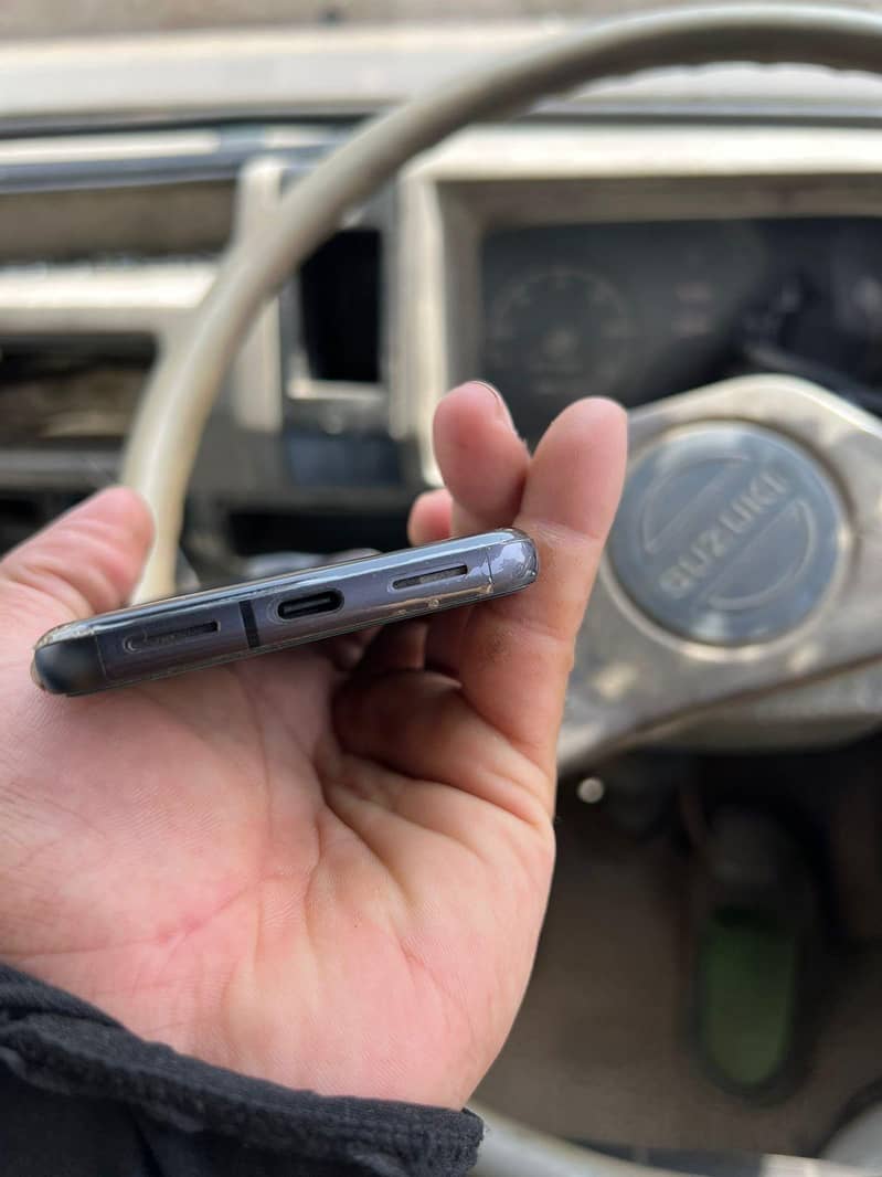 Google Pixel 8 5