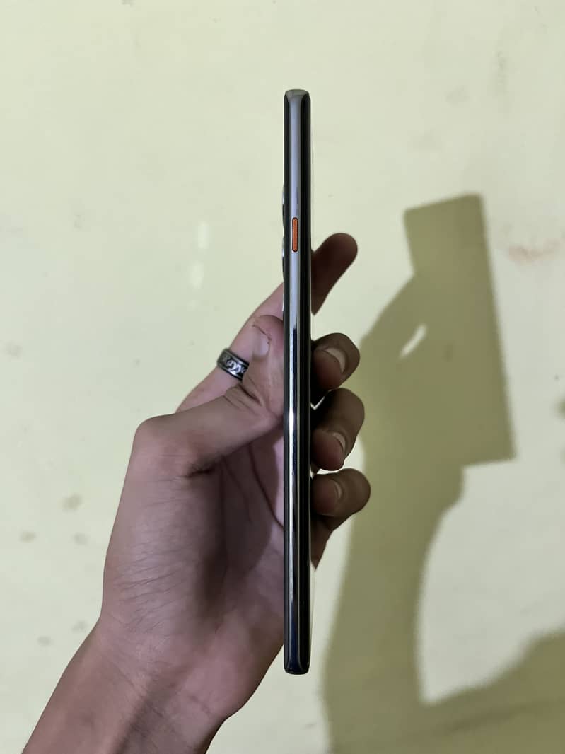 Tecno CAMON 40 Pro 5