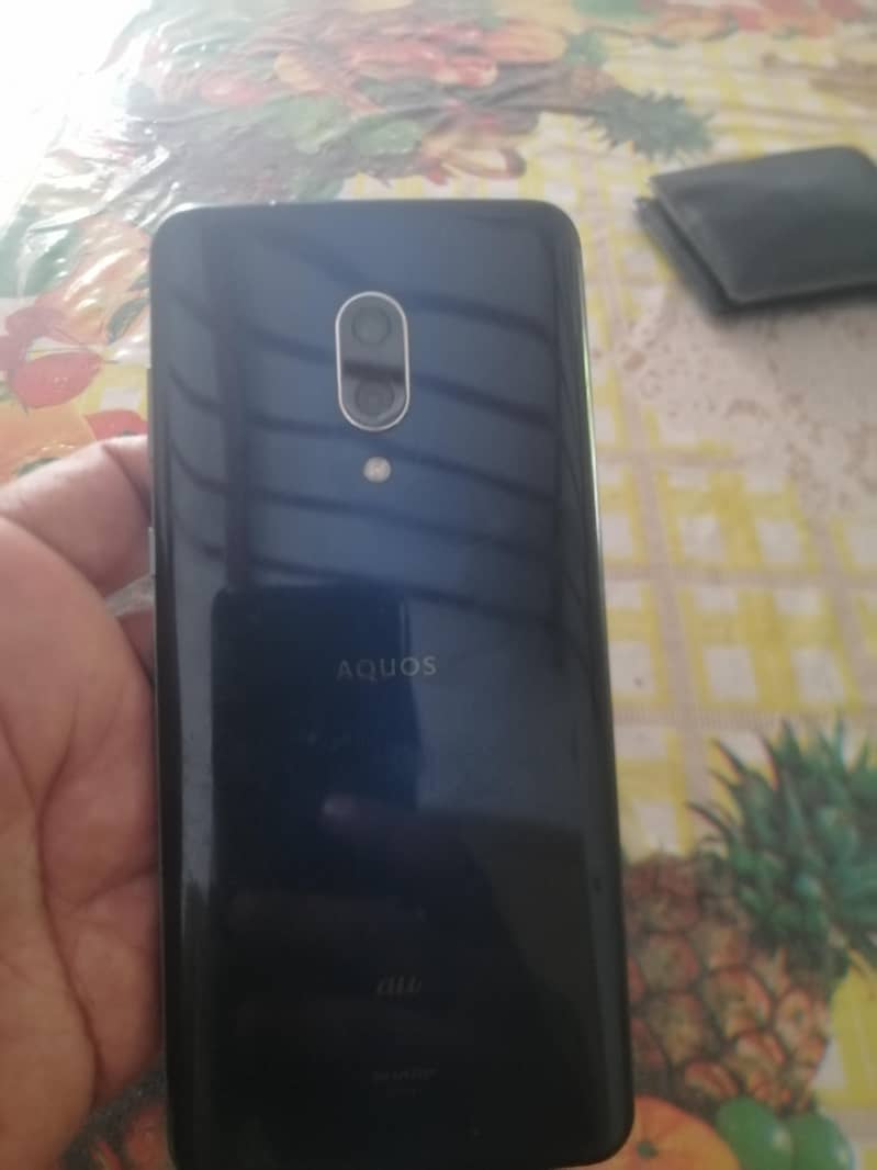 Sharp Aquos Zero 2 0
