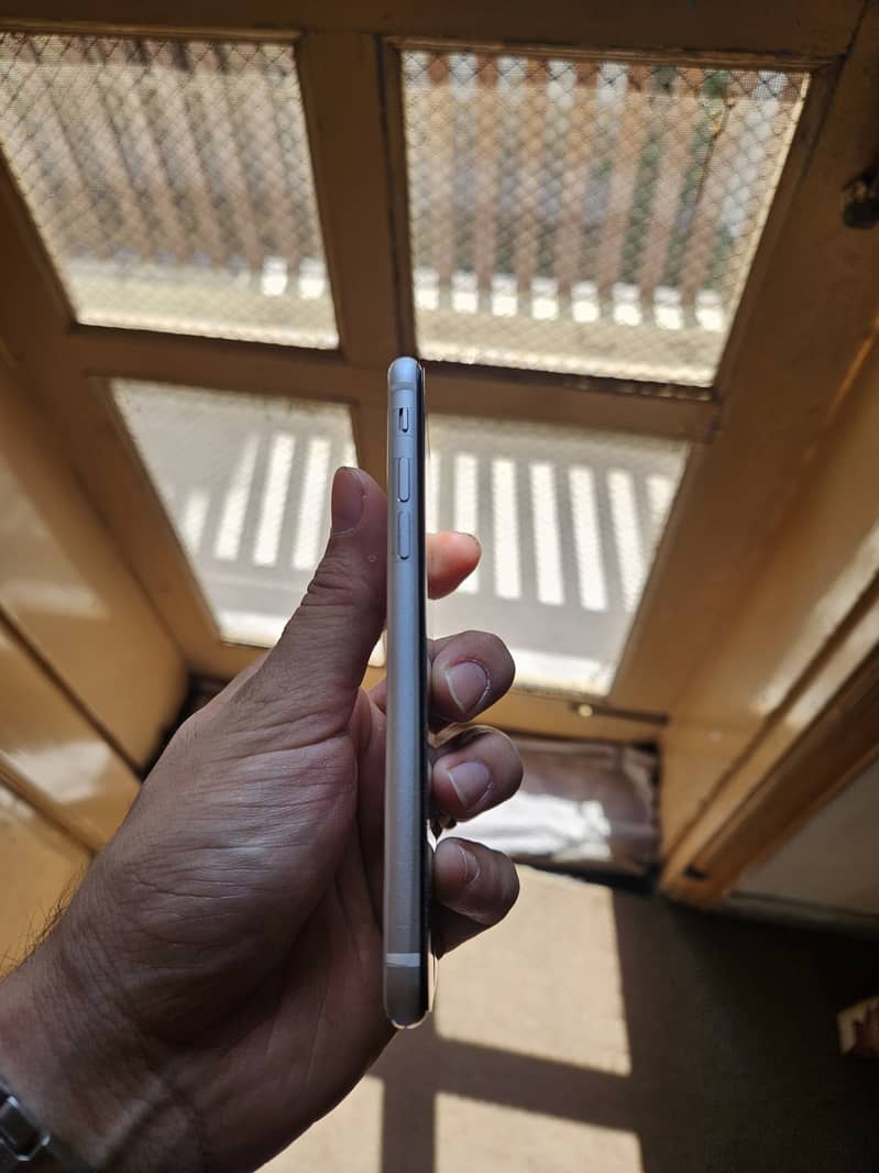 Apple iPhone SE 2