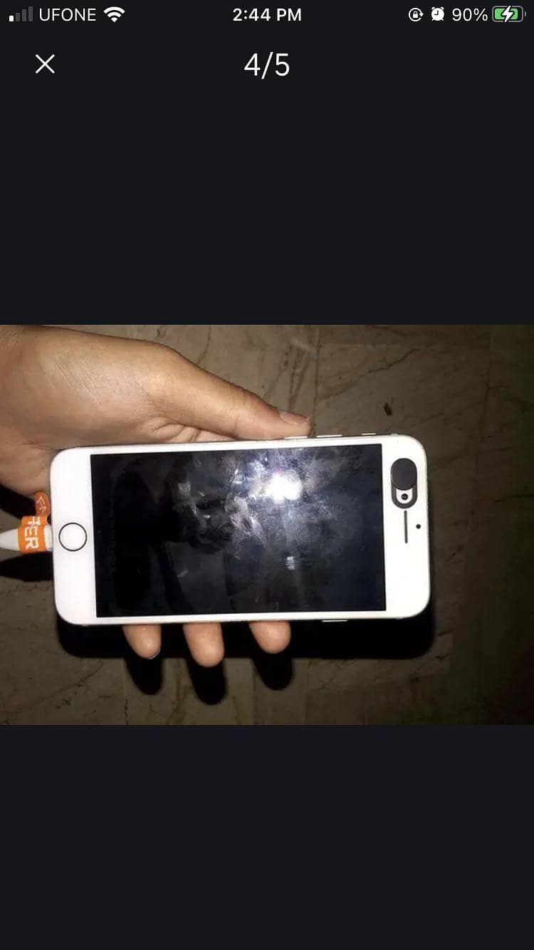 Apple iPhone 7 2