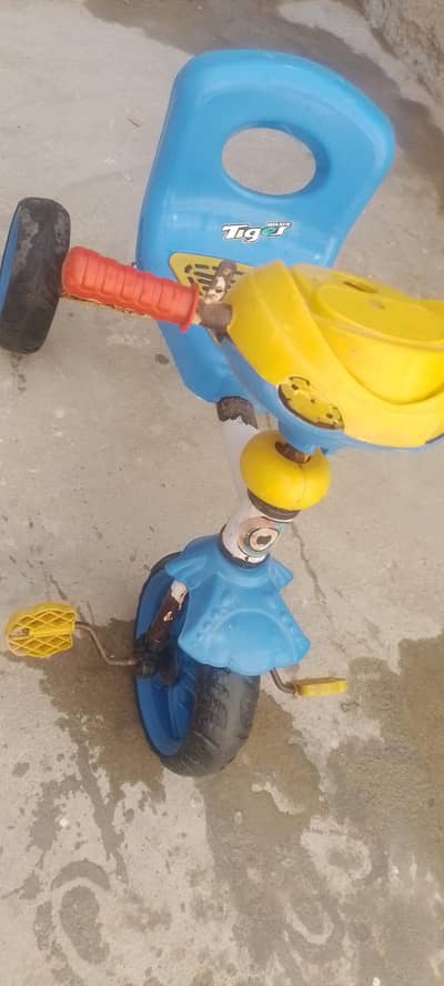 kids tricycle