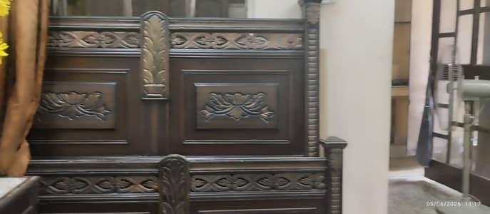 KING BED FOR SALE | GOOD CONDITION