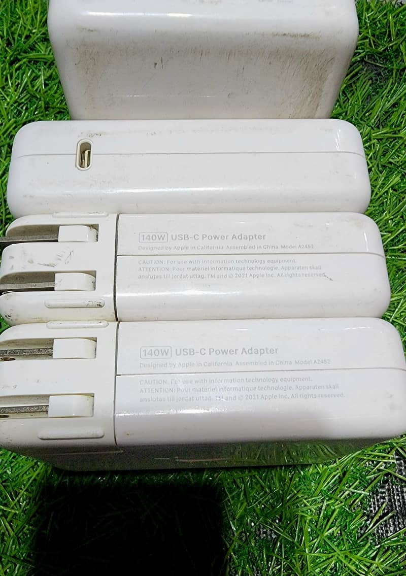 Apple 140w Type-C adapter 1