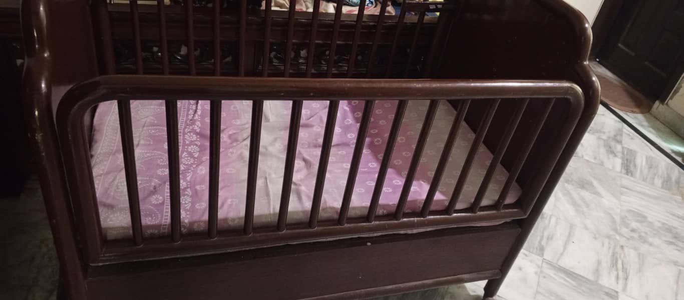 baby cot 0