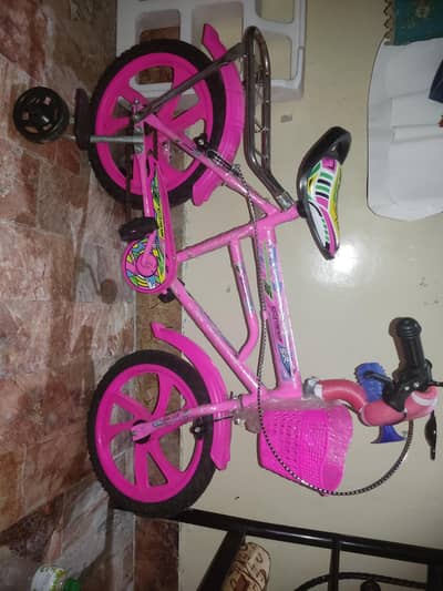 kid cycle for sale only 8000 final price condition 10/10