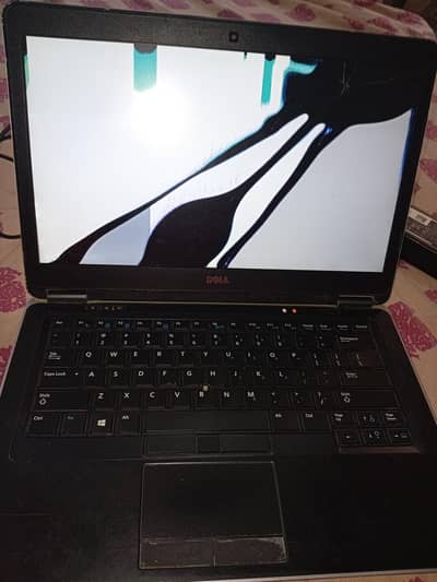 Dell Laptop LATITUDE E7440
