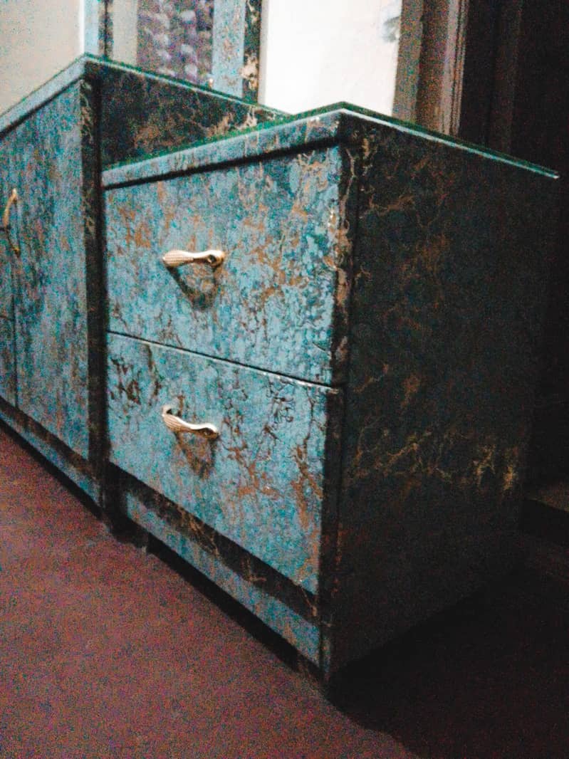 (Bed, Dressing Table with drawer, Two Side Tables & Sofa) 4