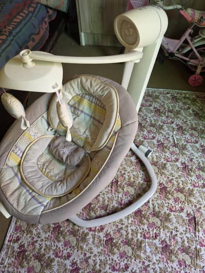 joie baby swing