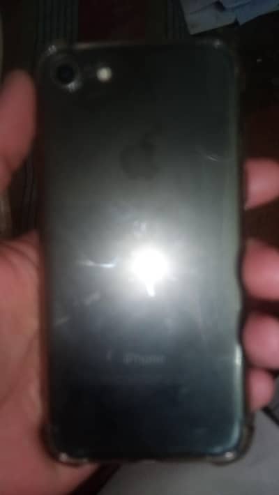 Apple iPhone 7
