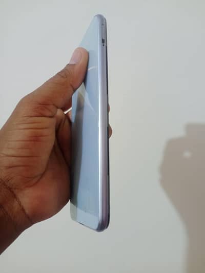 Vivo y20