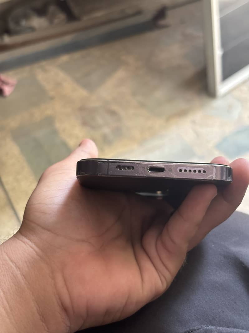 iPhone 14 Pro Max 3