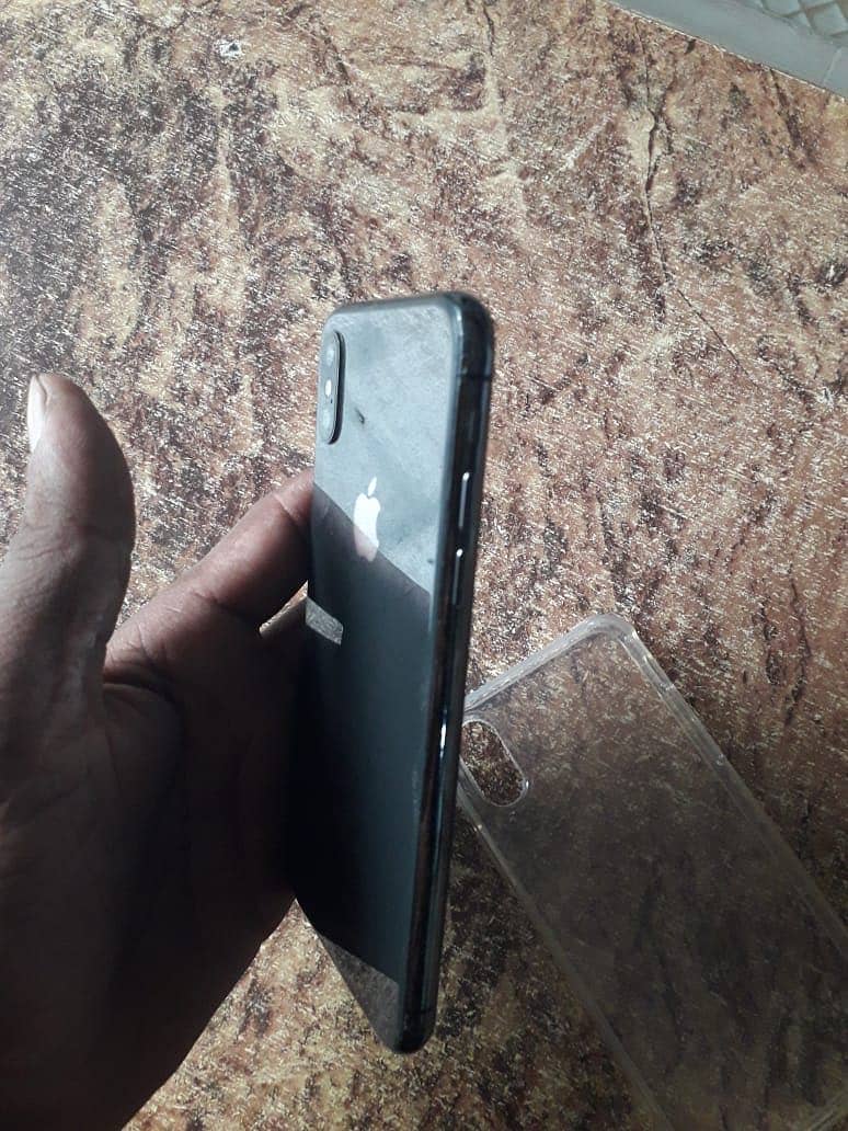Apple iPhone X 10