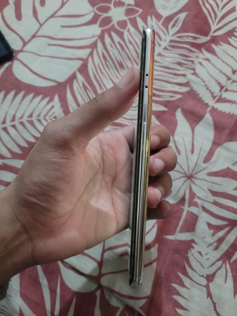 One Plus 8 5