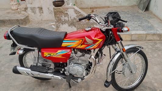 Honda 125 , new bike lush condition