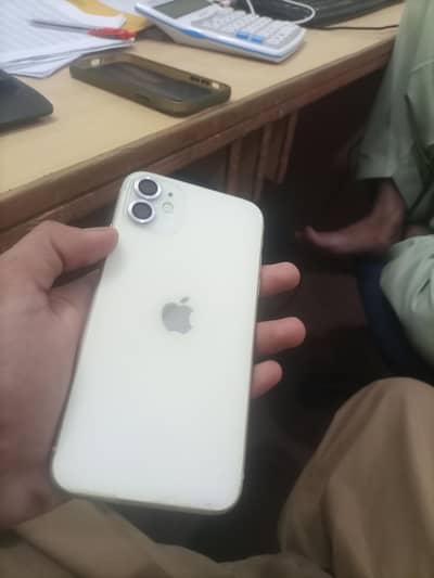 Apple iPhone 11