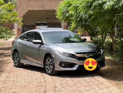 Honda Civic Oriel 1.8 i-VTEC CVT