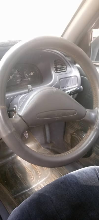 Daihatsu Cuore 2011