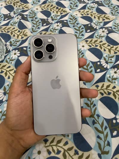 Apple iPhone 15 Pro Max