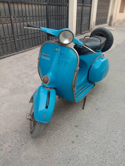 Vespa 1975