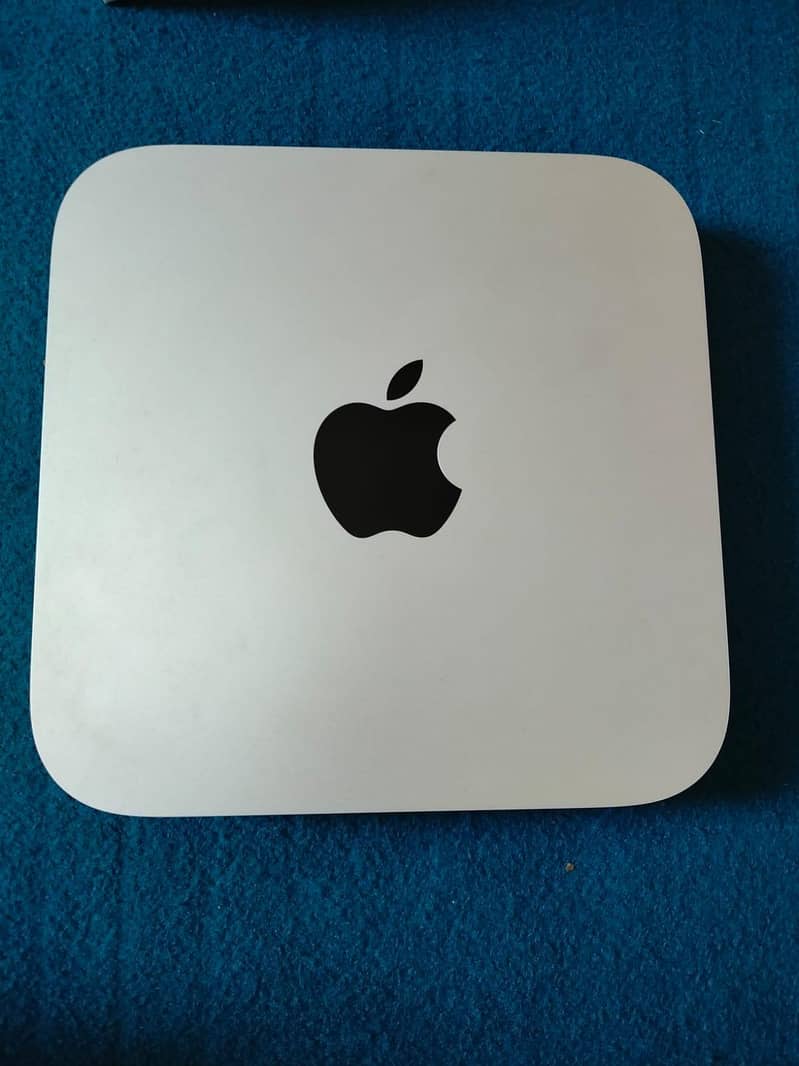 mac mini m2 4