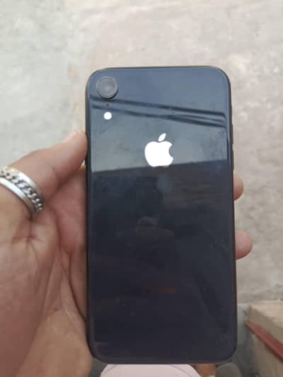Apple iPhone XR