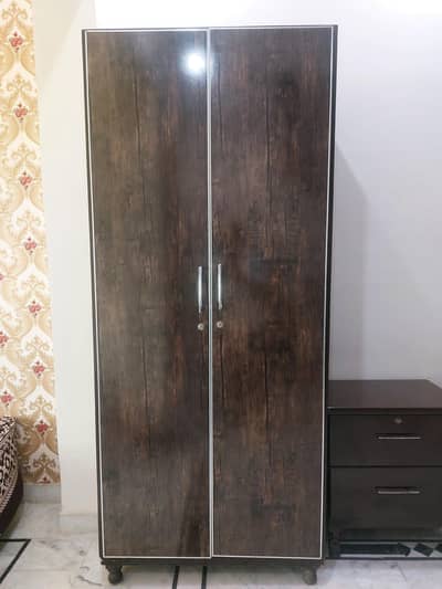 wardrobe/Almari (KMI Laminated Plywood Sheets)