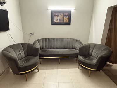 5 Seater sofa set for sale