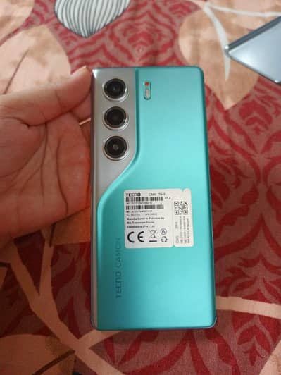 Tecno CAMON 40 Pro