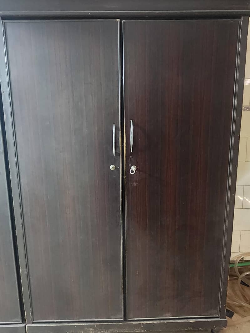 wardrobe 3