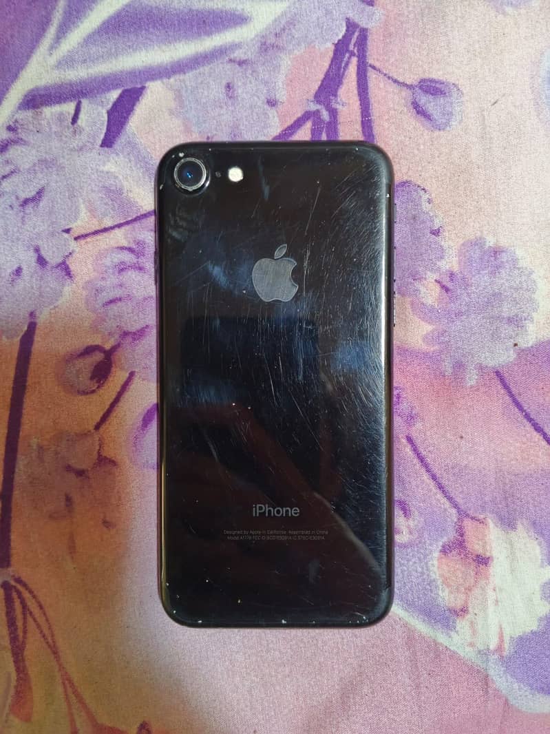 Apple iPhone 7 5
