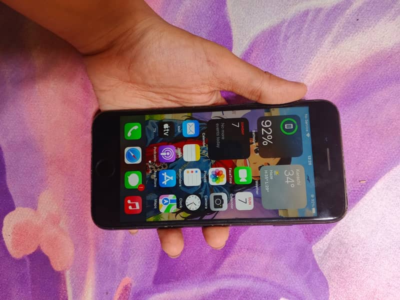 Apple iPhone 7 11