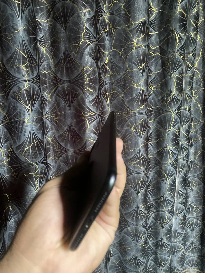 Apple iPhone 7 Plus 4
