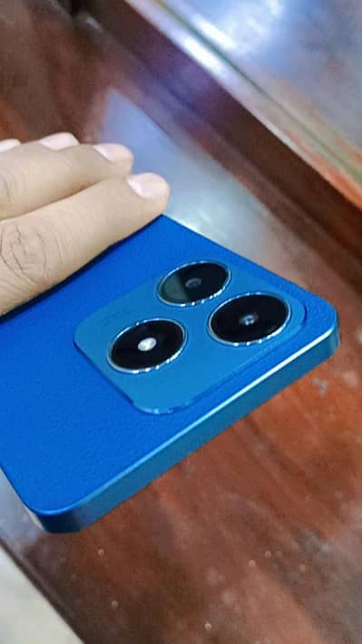 Realme C63