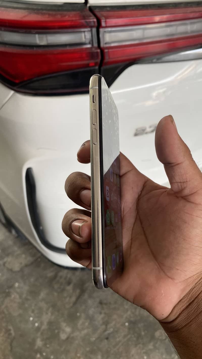 iPhone X 2