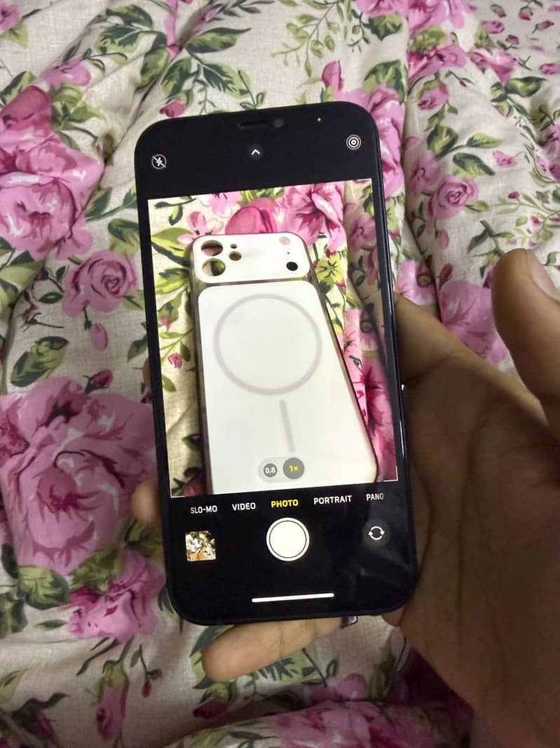 iPhone 12 5