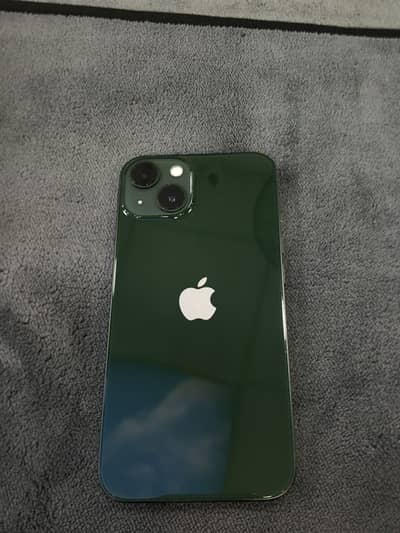 Apple iPhone 13