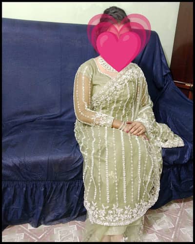 pista green net saree heavy pearl work party wear 10/10 condition