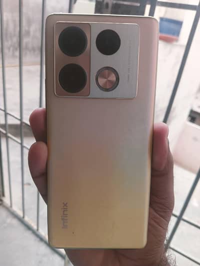 Infinix Note 40 Pro